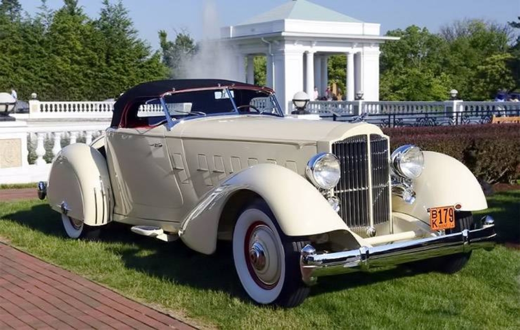 1934-Packard-Twelve-LeBaron-Runabout-Speedster.jpg